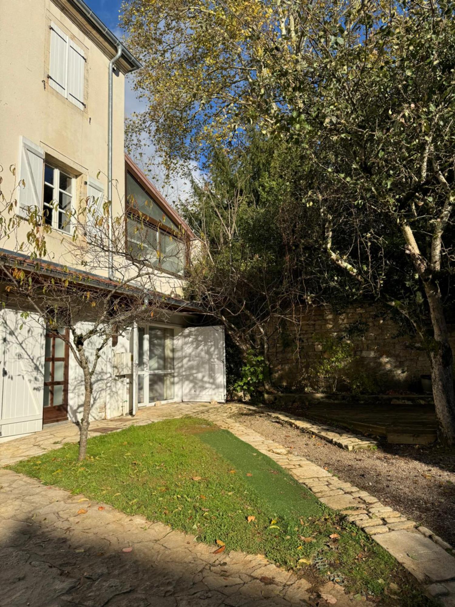 La Villa Bis Vesoul Exteriör bild
